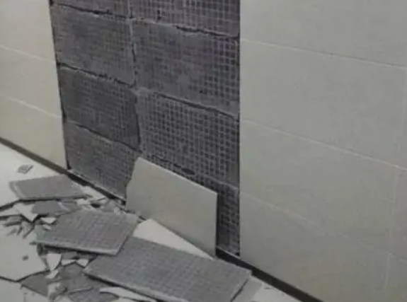 上思瓷砖空鼓维修公司分享下上思墙砖松动维修的知识